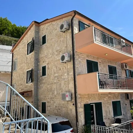Apartment With A Parking Space Nemira, - 21891 Omis